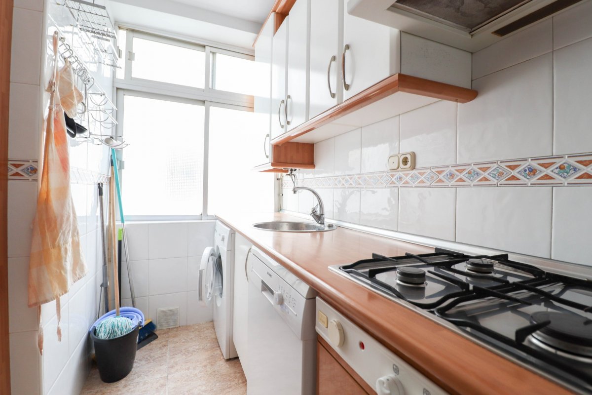 SE ALQUILA VIVIENDA PARA LARGA TEMPORADA