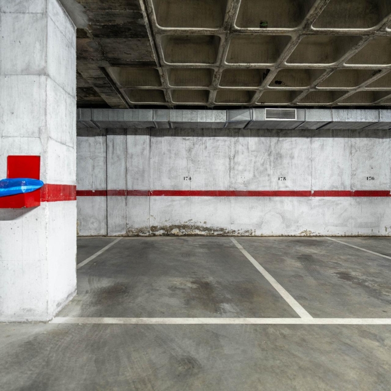 Se vende plaza de garaje de 23 m2 en Roquetas de Mar (Con opción a 2 plazas más)