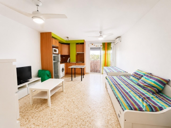Precioso estudio en la Urbanización de Roquetas de Mar
