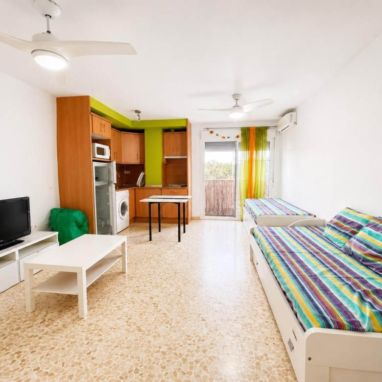 Precioso estudio en la Urbanización de Roquetas de Mar