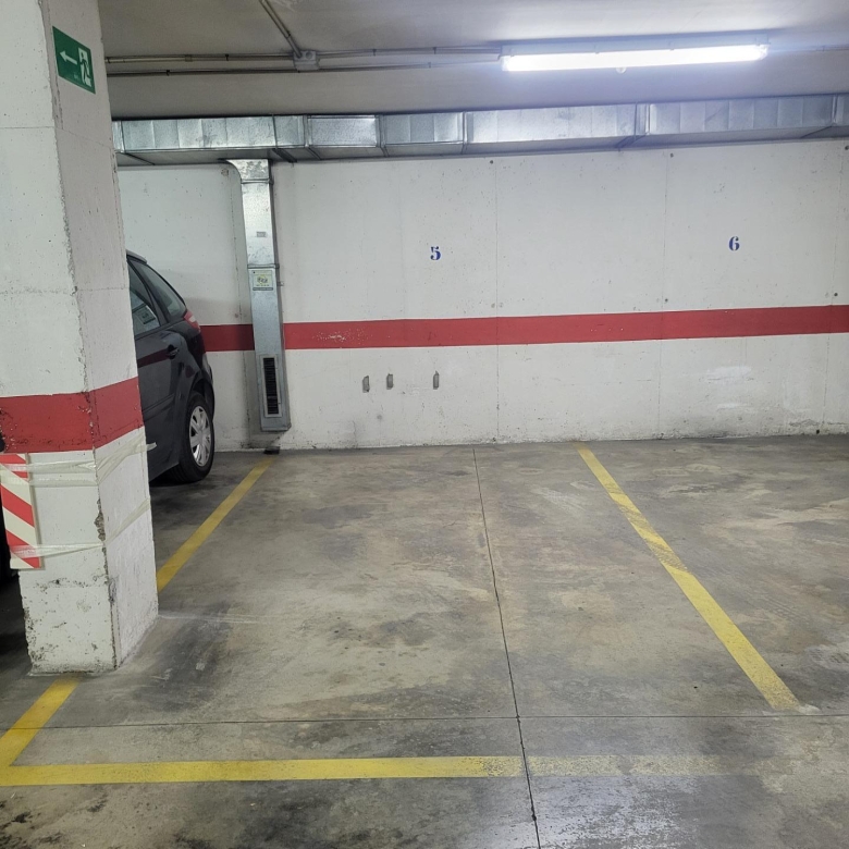 SE ALQUILA PLAZA DE GARAJE EN SANTA MARIA DEL AGUILA