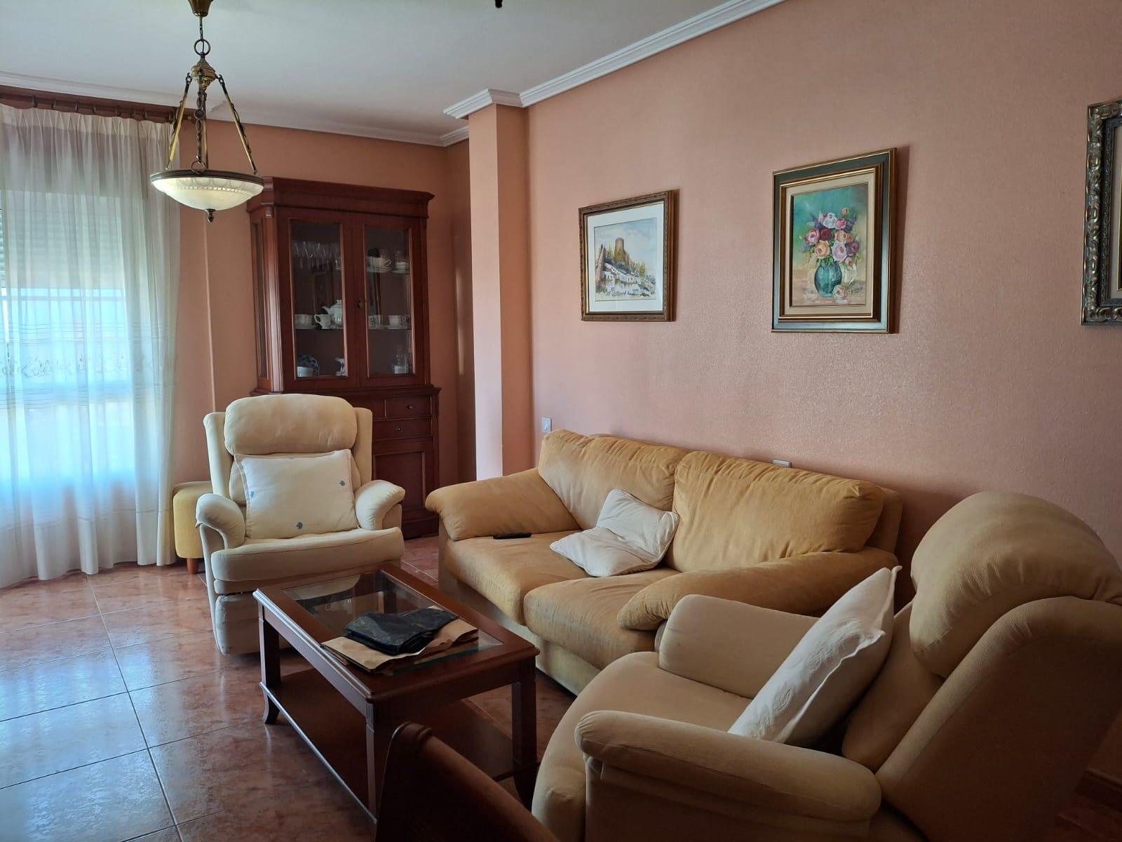 PISO EN ALQUILER EN ZONA ALCAMPO