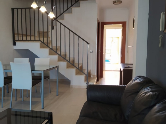 DUPLEX EN ALQUILER EN LA ZONA DE HUERCAL