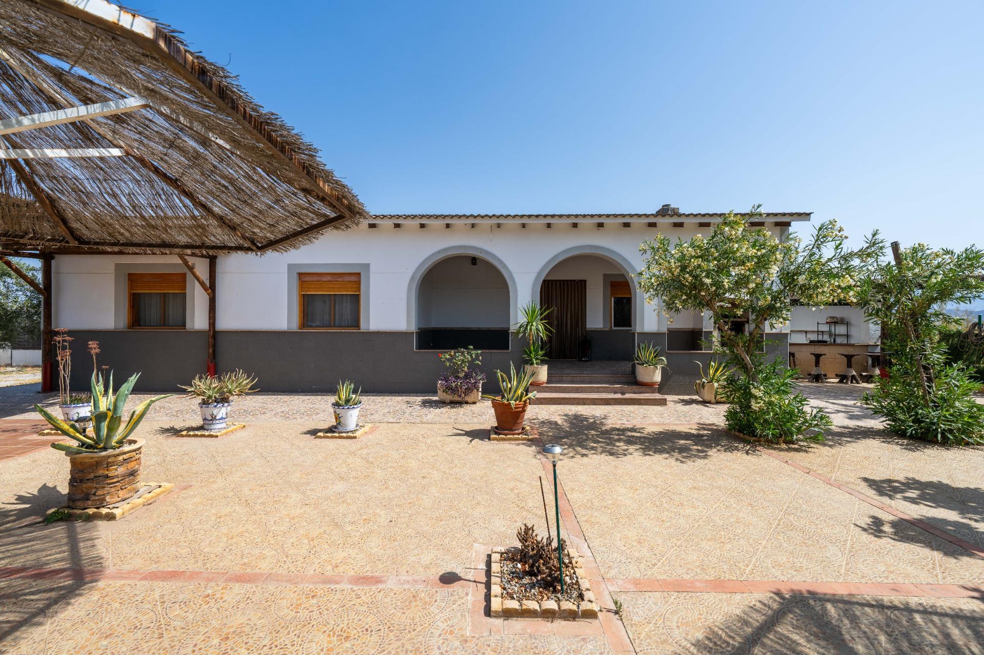 Cortijo con piscina Cortijo con piscina