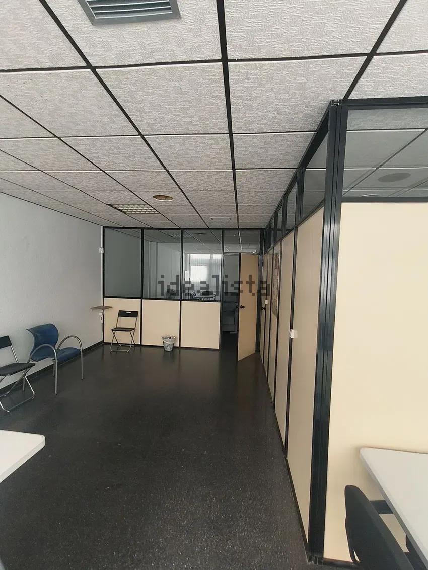 Alquiler de Oficina en el Corazón de Aguadulce – 77 m2