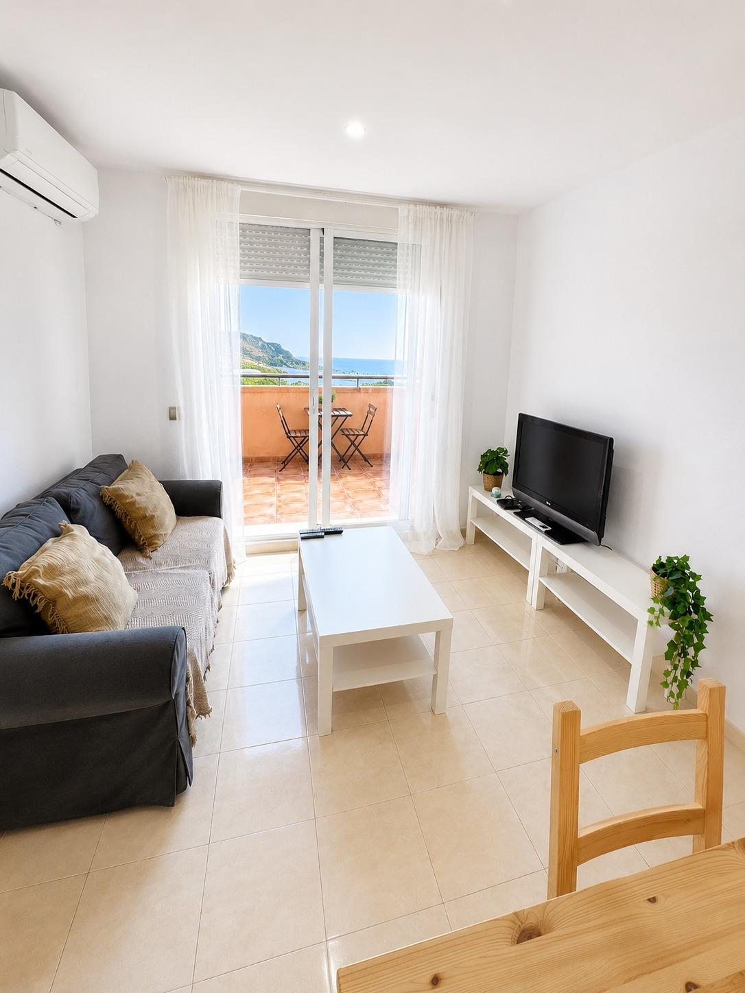 ESTUDIO EN ALQUILER EN LA ENVÍA GOLF – 510 €/MES