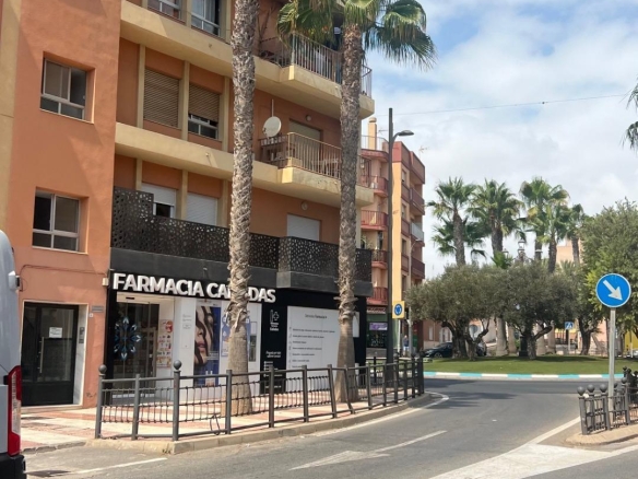 ALQUILER DE PISO TIPO APARTAMENTO DE 1 DORMITORIO