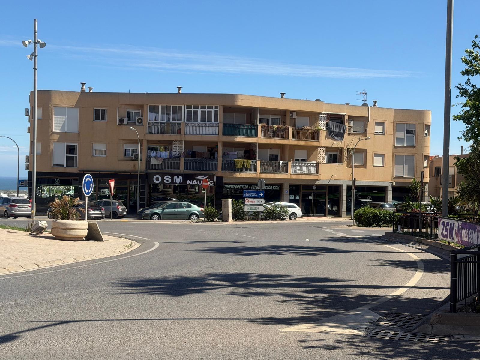 ESPECTACULAR LOCAL COMERCIAL DE 470 m2 CON 60 METROS DE FACHADA EN UNA DE LAS MEJORES UBICACIONES DE VÍCAR en Vicar foto 10 ESPECTACULAR LOCAL COMERCIAL DE 470 m2 CON 60 METROS DE FACHADA EN UNA DE LAS MEJORES UBICACIONES DE VÍCAR