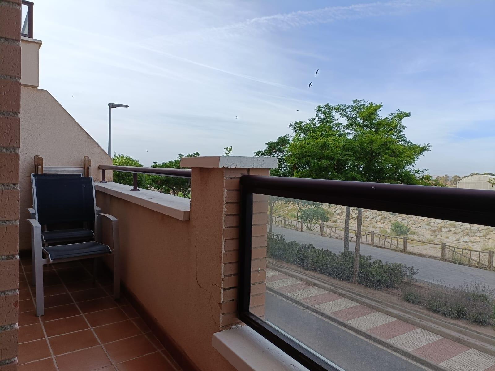 Se Alquila Piso en Aguadulce