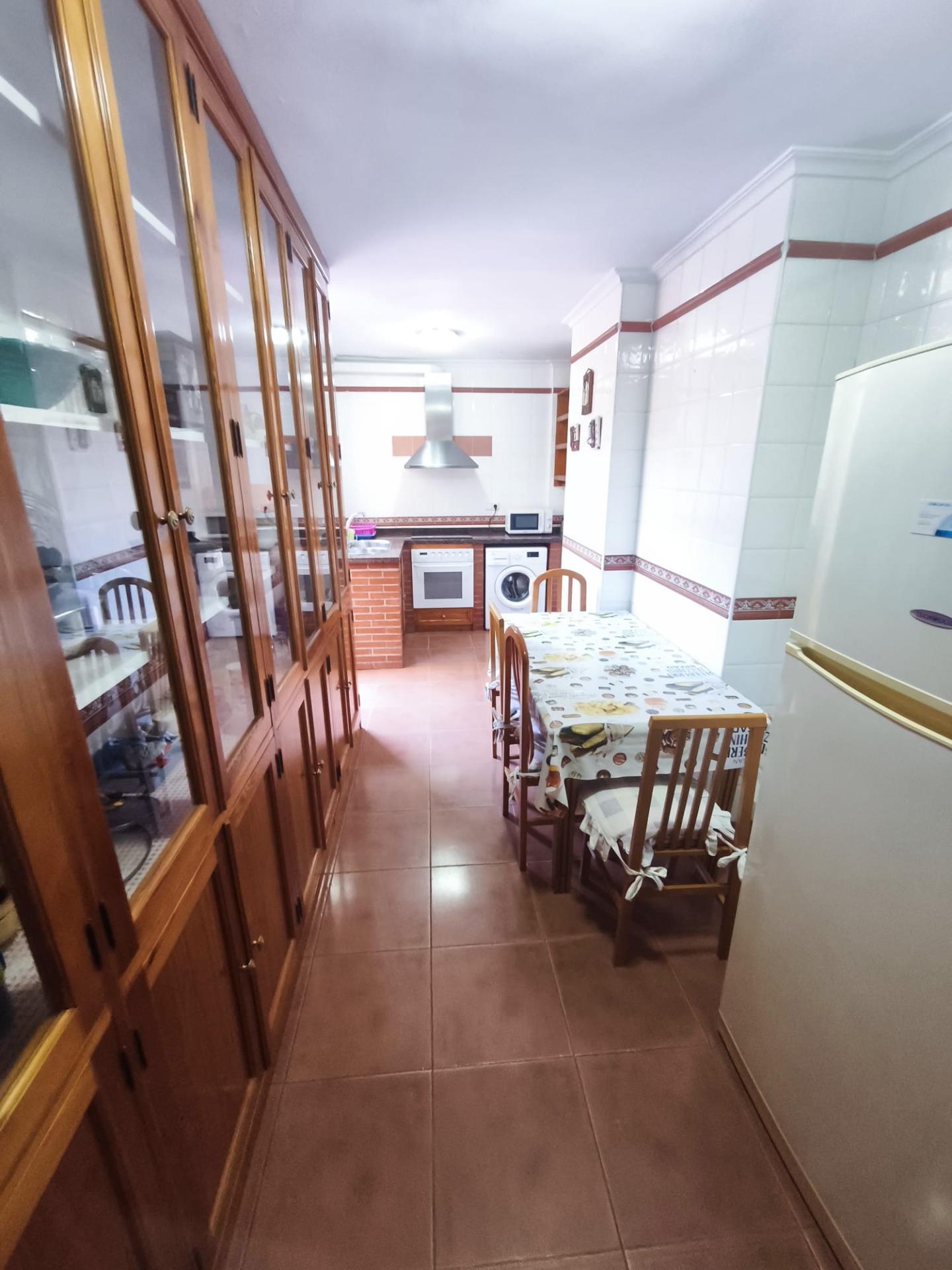 Exquisito Piso en Almería: Lujo y Comodidad en Zapillo