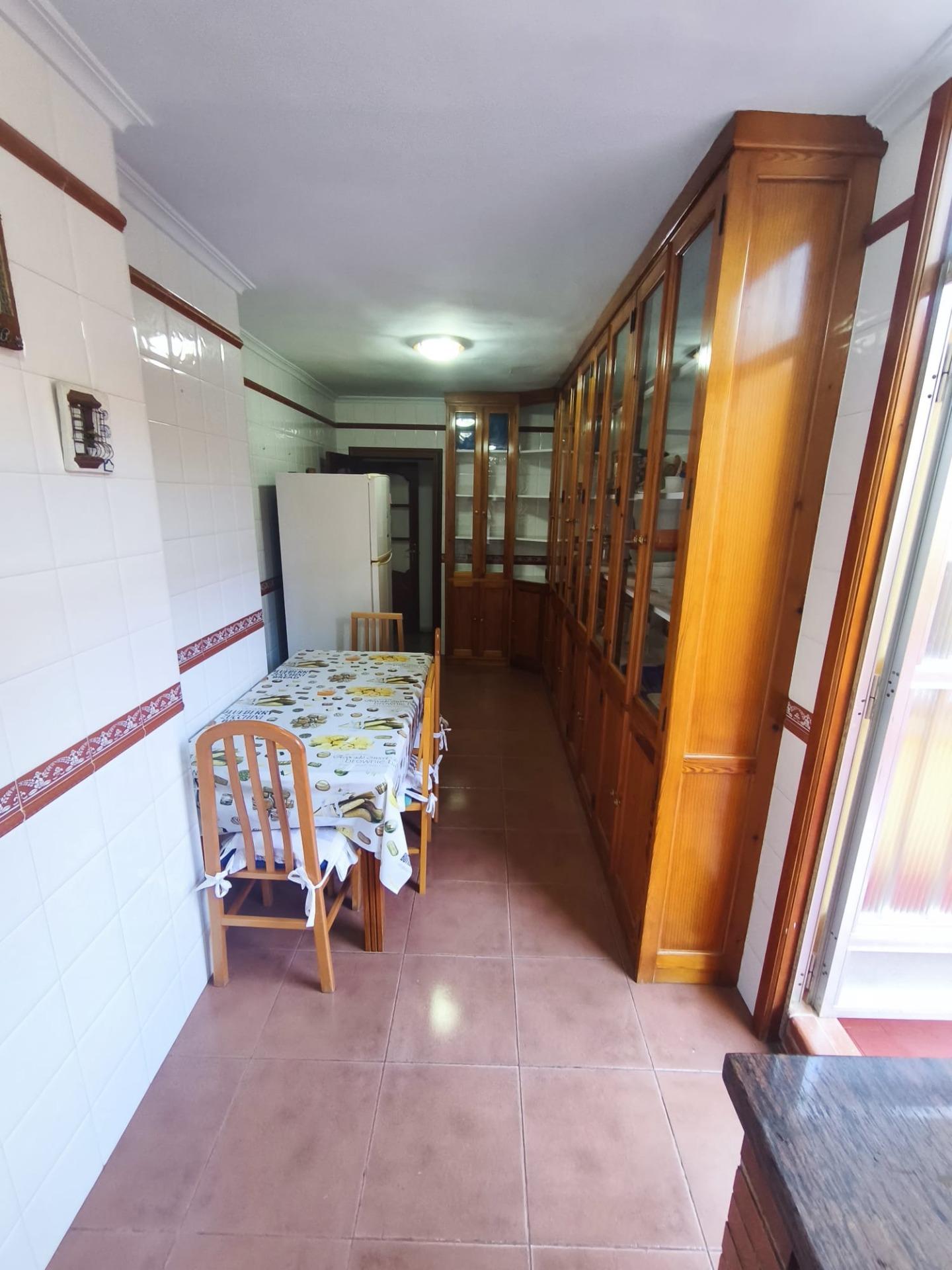 Exquisito Piso en Almería: Lujo y Comodidad en Zapillo