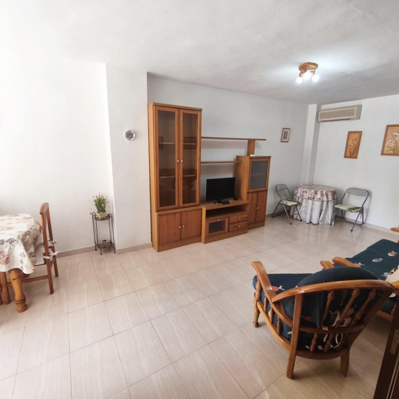 Exquisito Piso en Almería: Lujo y Comodidad en Zapillo
