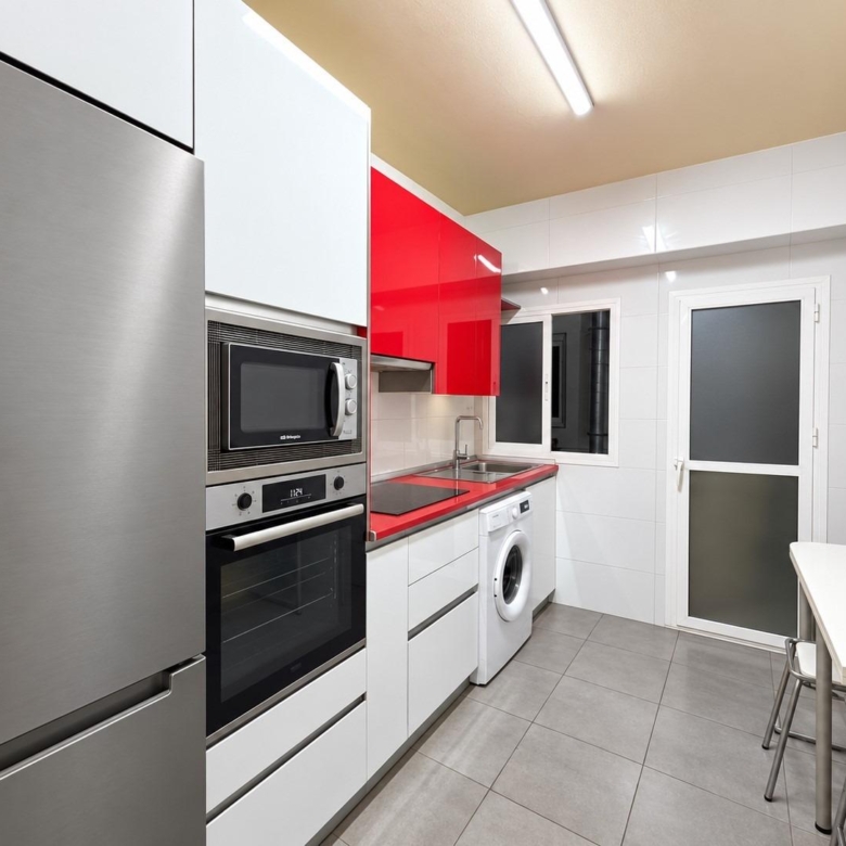 AMPLIO PISO DE 120 m2 CON 4 DORMITORIOS Y ASCENSOR EN ALTAMIRA