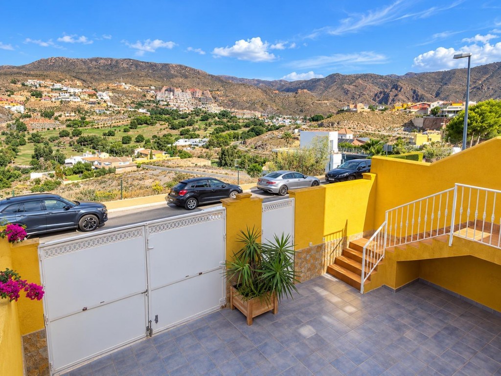 Casa-Chalet en Venta en Envia