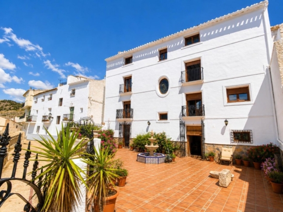 Casa-Chalet en Venta en Vélez-Blanco Almería