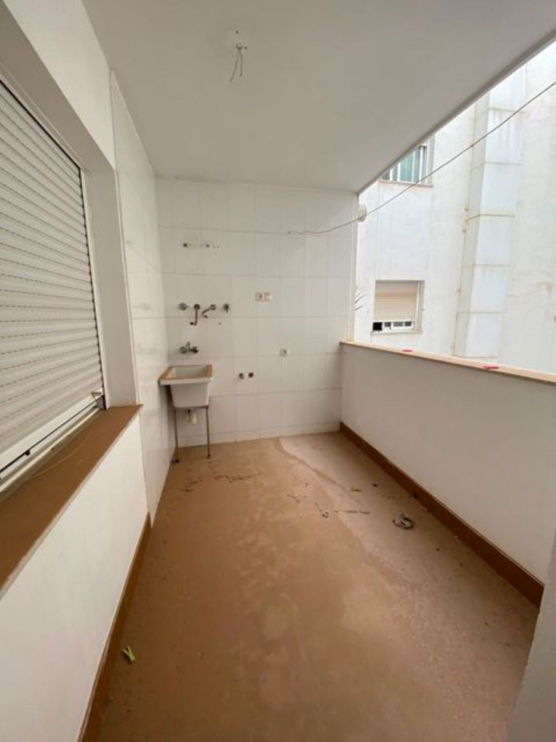 PISO DE 3 DORMITORIOS Y 2 BAÑOS COMPLETOS EN LA GANGOSA!!  MUY BUENA OPORTUNIDAD!!. EN  PERIODO DE PUJA AL ALZA
