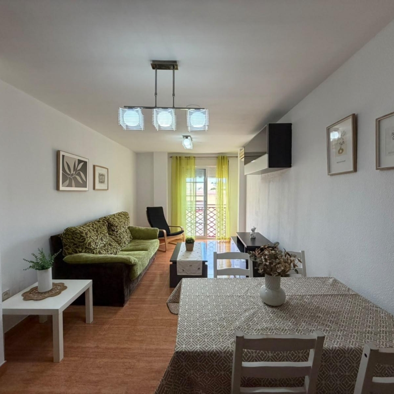 Acogedor Piso en Roquetas de Mar - El Sabinar por solo €138